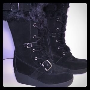 Report Explorer Black Suede Boots